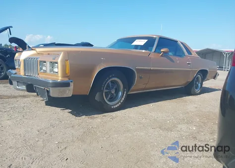 1977 Pontiac Grand Prix из США, поврежденный, VIN 2J57Y7A206199